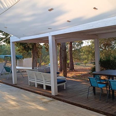 Casa Eduardo Bed & Breakfast ออสตูนี ภายนอก รูปภาพ